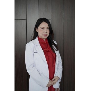 dr. Stephanie Susantyo, Sp.PD